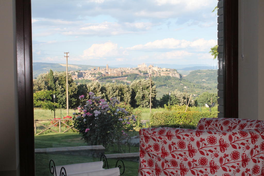 Agriturismo Borgo Pirolino ออร์เวียโต ภายนอก รูปภาพ